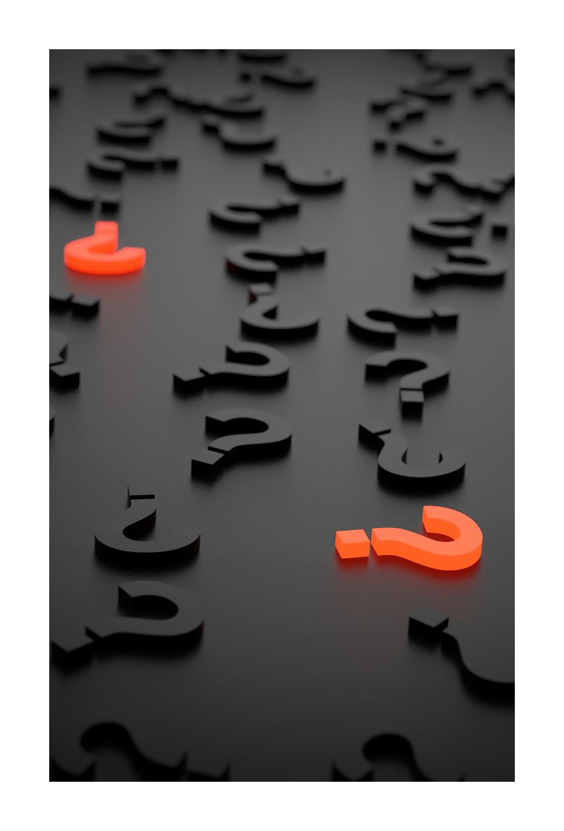 interrogantes negros en relieve sobre fondo negro, dos interrogantes rojos-imagen de pixabay