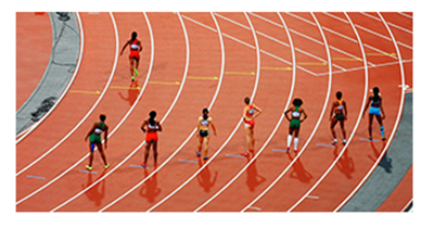carrera de mujeres en pista